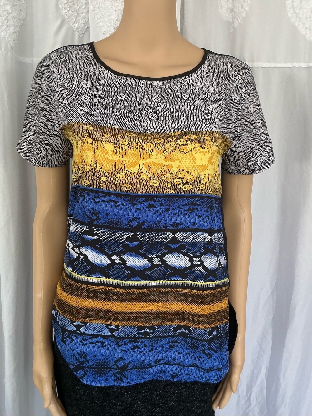 Kenneth Vintage Cole New York Snake-Print Short Sleeve Top in Blue and Yellow